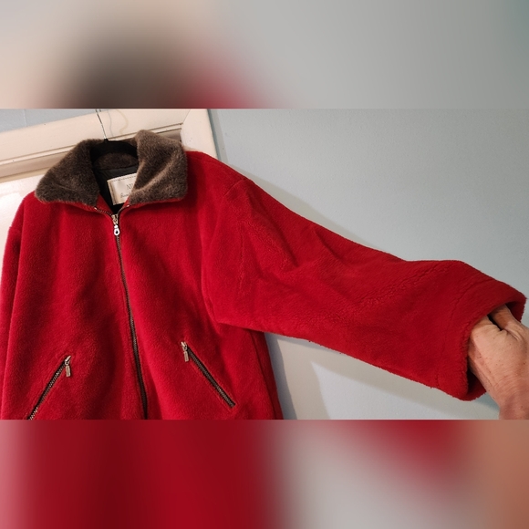 Women's Nils Resort Collection Red Fleece Jacket, Size S - Picture 9 of 16